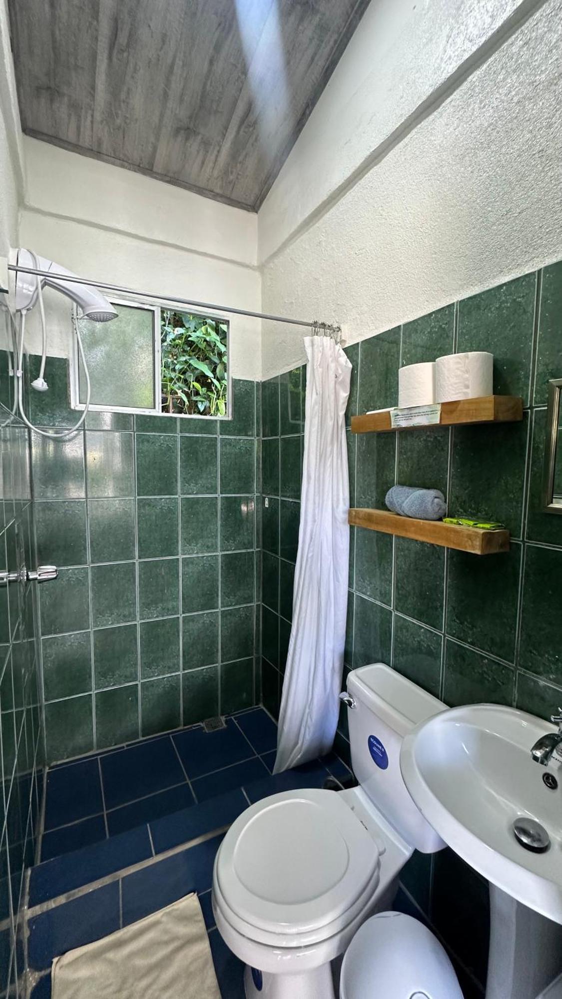 Rooms & Pool Macaws Uvita Exterior foto